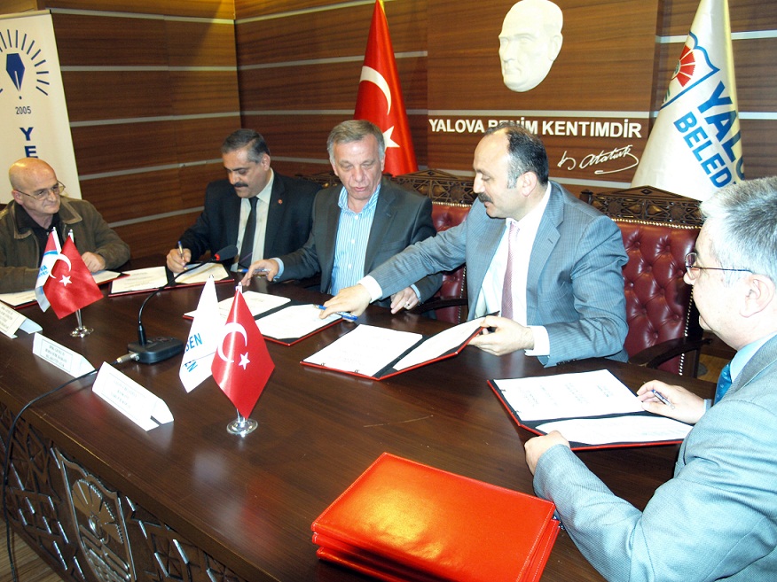 Yalova Belediyesi’nde toplu iş sözleşmesi imzalandı…
