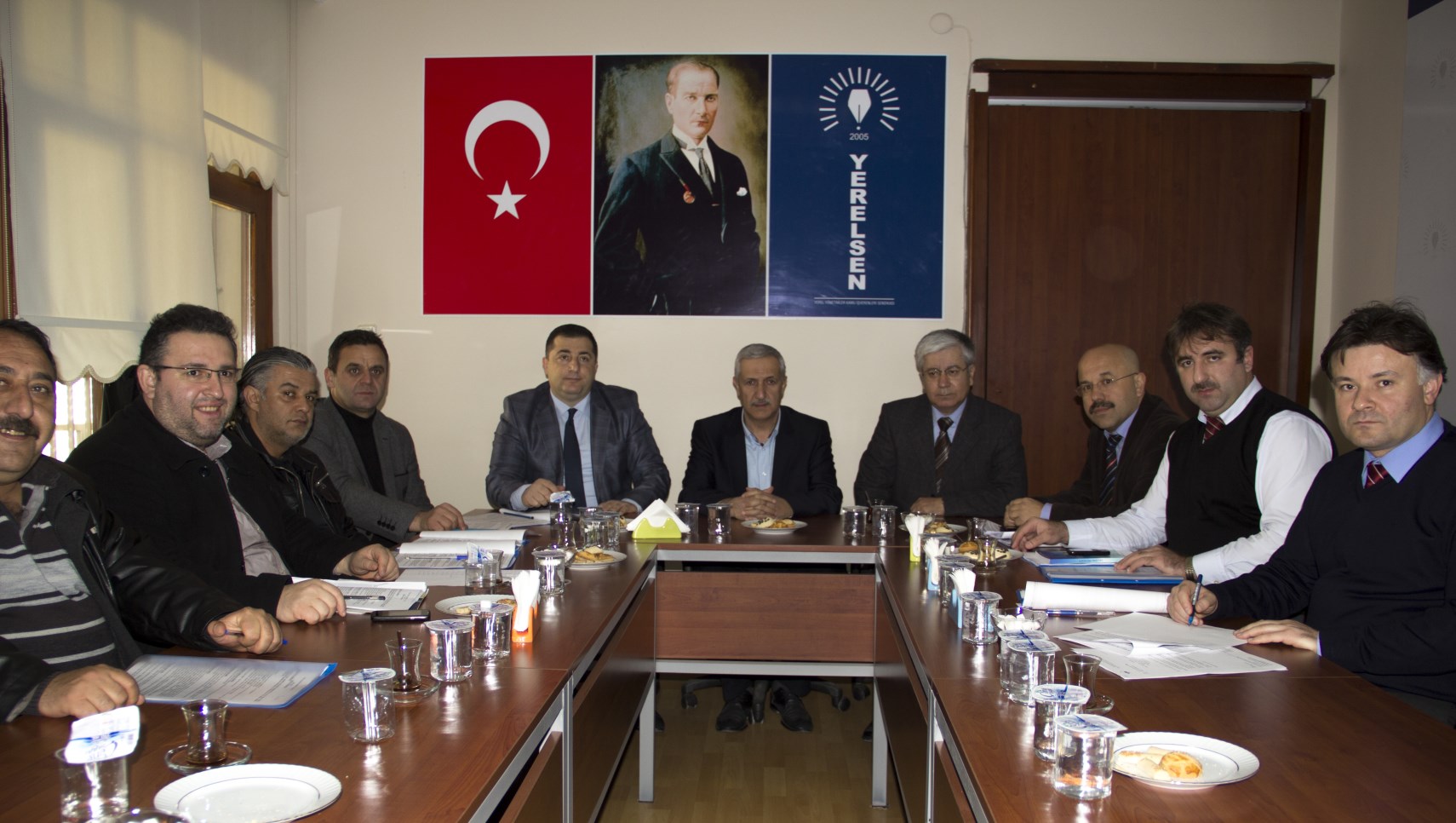 DERİNCE BELEDİYESİ’NDE GÖRÜŞMELER DEVAM EDİYOR