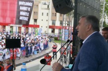 Zeki Toçoğlu  1 Mayıs Kutlamalarına Katıldı